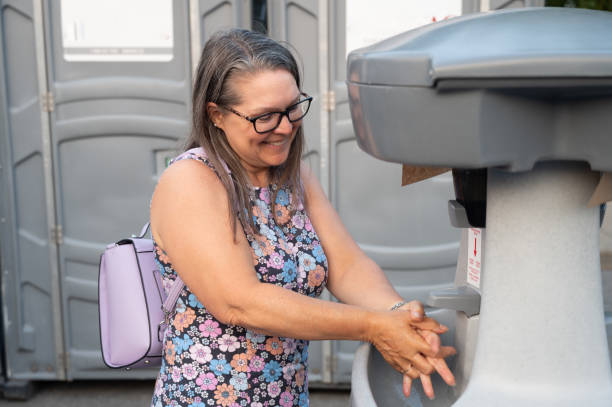 Best Portable bathroom rental  in Due West, SC